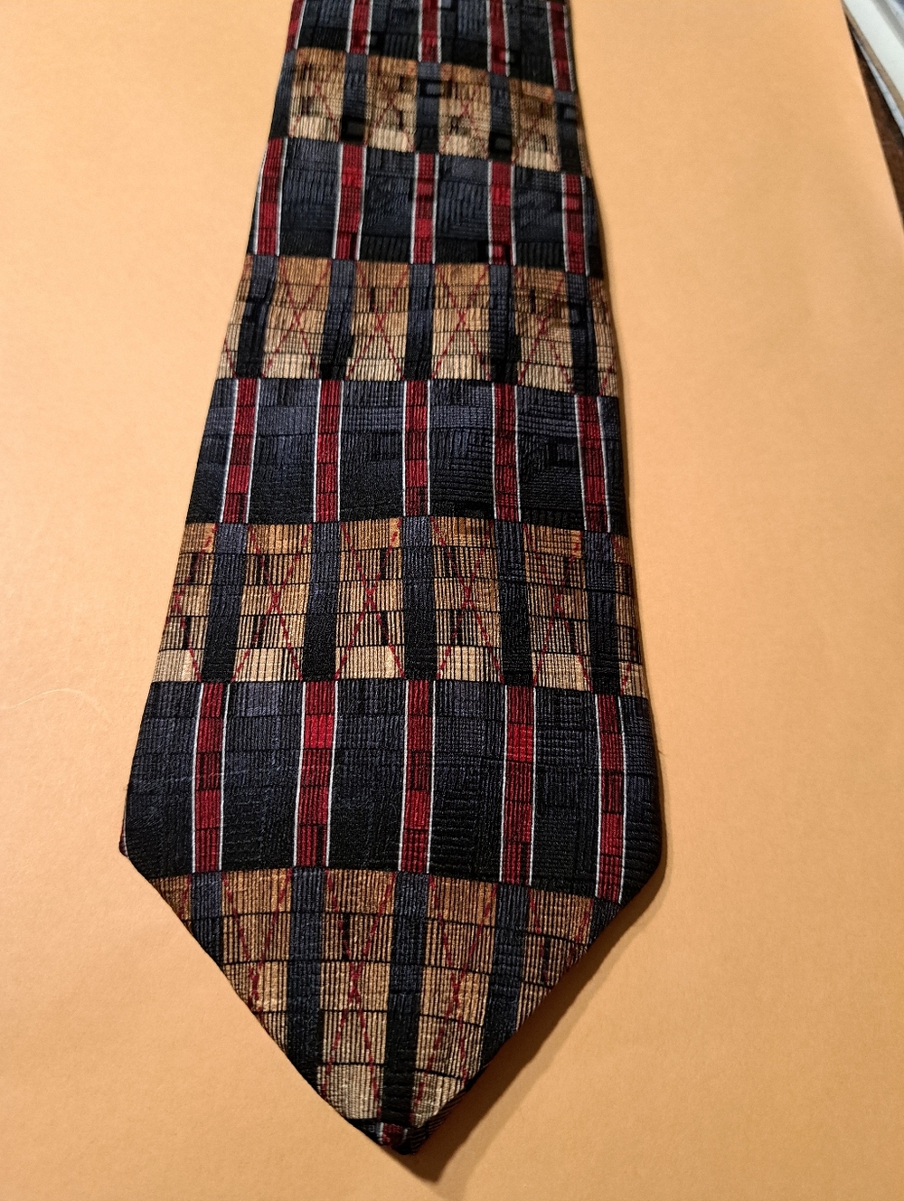 Vintage Elizabeth Nell Silk Necktie Mens Tie Made USA Black Red Gold Silver